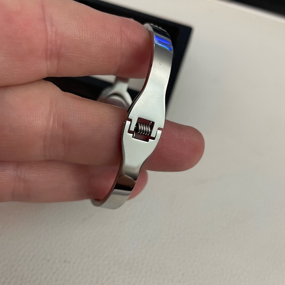 “C” Bangle hinged CZ bracelet - Picture 9 of 10